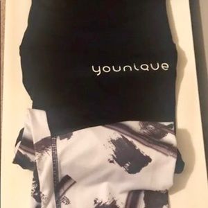 Younique Mascara Leggings Medium